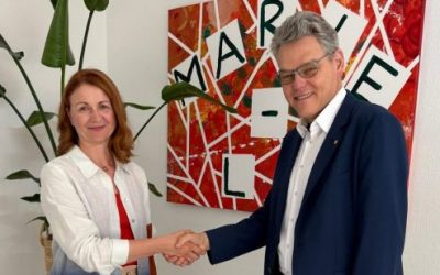 Bezirksbürgermeister Jörn Oltmann eröffnet neue Arbeitsrechtsberatung im Marie-Li